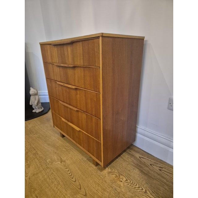 Mid-Century Teak Chest of Drawers attributed to Austinsuite, 1960s For Sale - Image 6 of 17