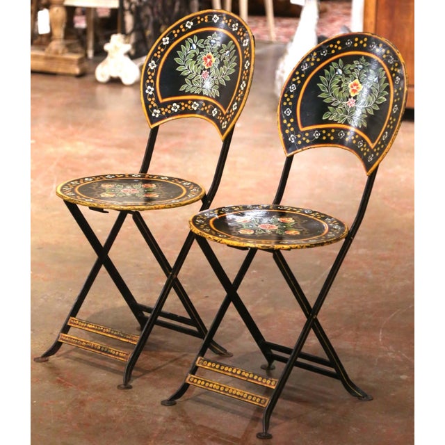 Black Early 20th Century French Hand-Painted Wrought Iron Folding Bistro Set, 3 Pieces For Sale - Image 8 of 14