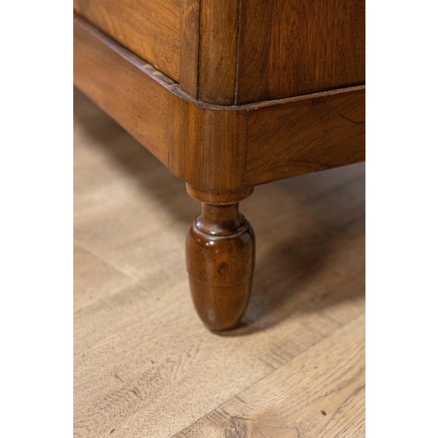 Italian Italian 19th Century Walnut Four-Drawer Commode with Shield-Shaped Escutcheons For Sale - Image 3 of 12