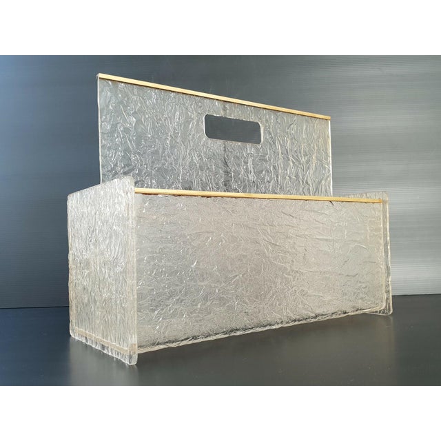 Plastic Vintage Magazine Rack in Acrylic Glass and Brass, 1960s For Sale - Image 7 of 8