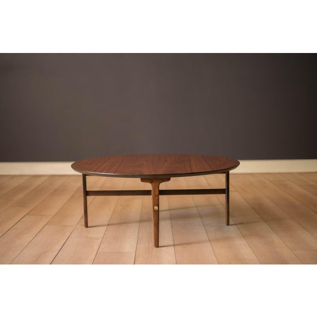 Mid-Century Modern Mid Century Modern Round Walnut Coffee Table by Stanley Furniture Co. For Sale - Image 3 of 9