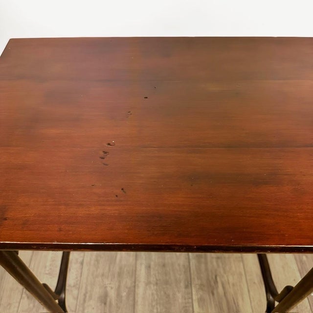 Art Nouveau No. 10 Nesting Tables by Michael Thonet for Thonet, 1900s, Set of 4 For Sale - Image 12 of 18