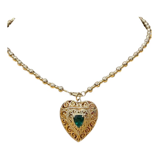 Vintage 14 Karat Yellow Gold Heart Locket WITH Natural Emerald , NO CHAIN For Sale