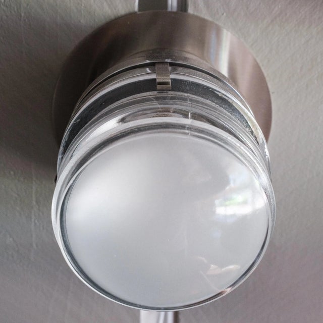 Joe Colombo 'Fresnel' Wall Lamps for Oluce in Chrome - a Pair For Sale - Image 14 of 17