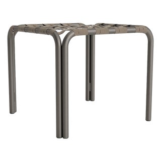 Brown Jordan Kantan Aluminum Stacking Stool/Occasional Table, Suncloth Lace, Mica frame with Mica fabric For Sale