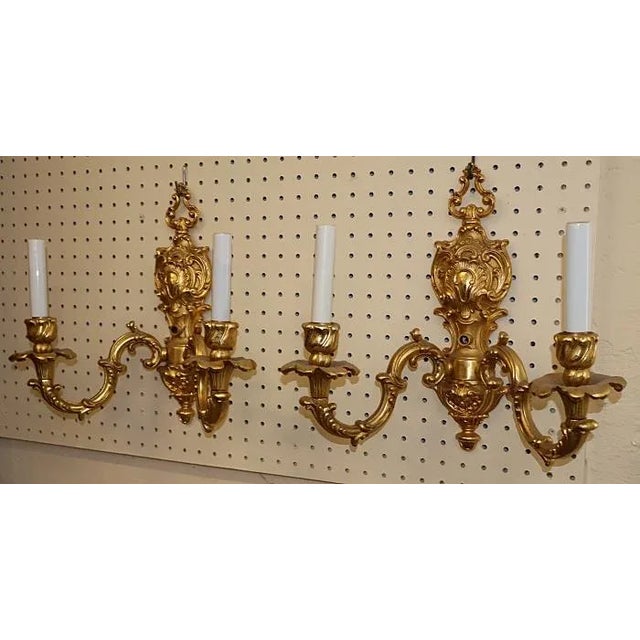 Pair of Gold Dore Bronze Two Light Sconces by FBAI For Sale In New York - Image 6 of 9