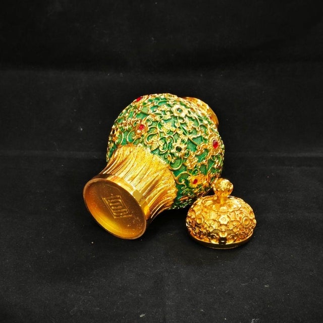 Metal Ornate Gilt Ginger Jar, Green Enamel & Jewel Inlay Lidded Vessel, Chinoiserie Tabletop Decor For Sale - Image 7 of 9