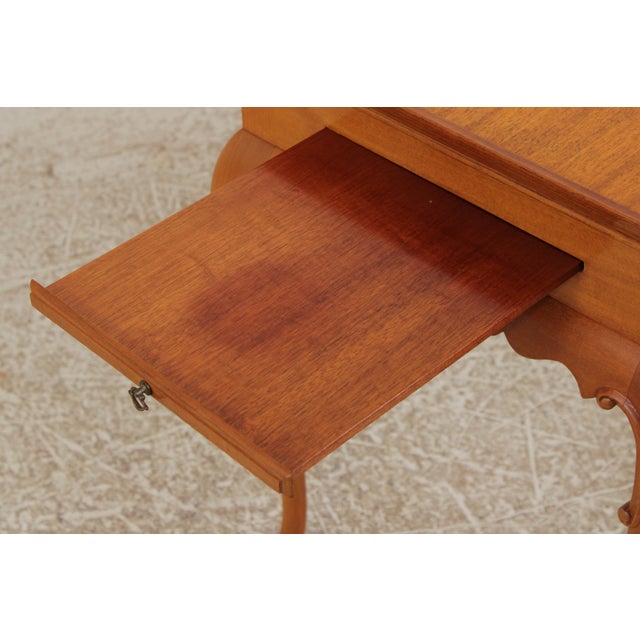Bench Made Hand Crafted Mahogany Tea Table For Sale In Philadelphia - Image 6 of 14