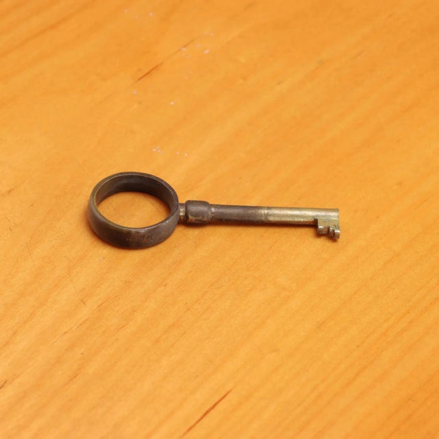 Mid-Century Modern Italian 2 Tone Sideboard For Sale - Image 11 of 12