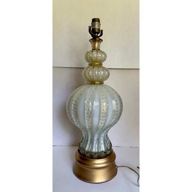 Hollywood Regency 1940's Italian Venetian Murano Art Glass Table Lamp For Sale - Image 3 of 13