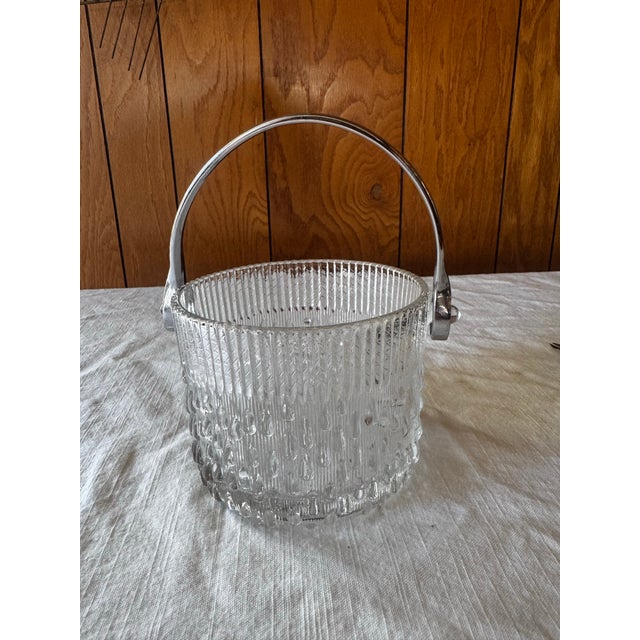 Mid 20th Century Glass With Chrome Handle - Mini Ice Bucket For Sale - Image 5 of 7
