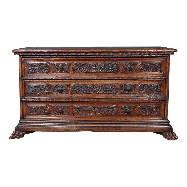Early 17th Century Italian Walnut Cassettone, 1640s For Sale