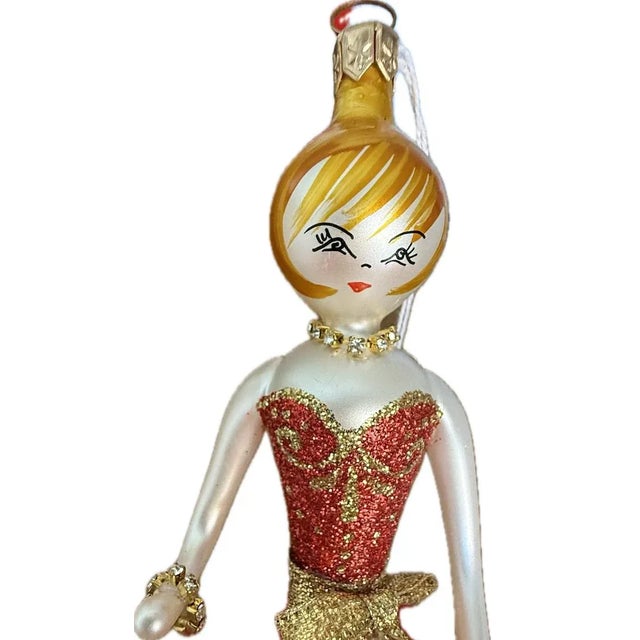 Soffieria De Carlini Mouth-Blown Italian Christmas Ornament Fashionista Lady in Red Gown For Sale - Image 4 of 4