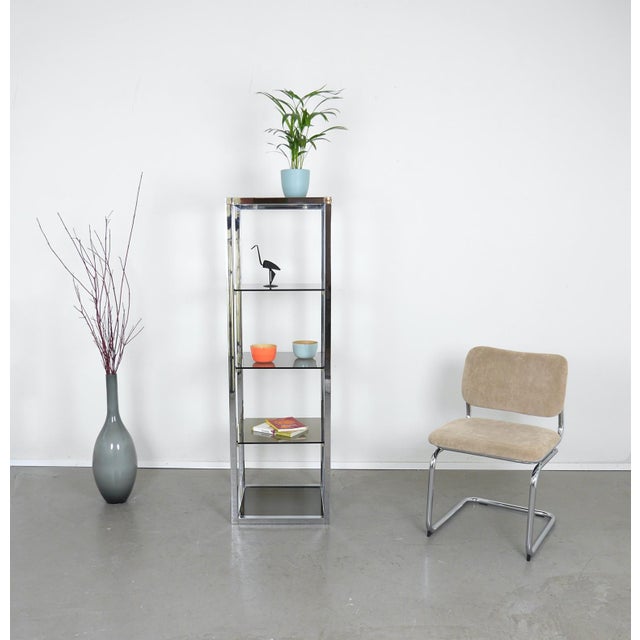1970s Chrome and Glass Freestanding Shelf in the style of Milo Baughman, Germany, 1970s For Sale - Image 5 of 18