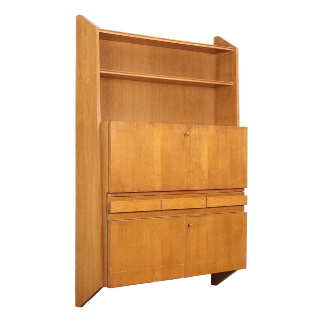 Vintage Cabinet in Oak Veneered Wood, Italy, 1950s For Sale