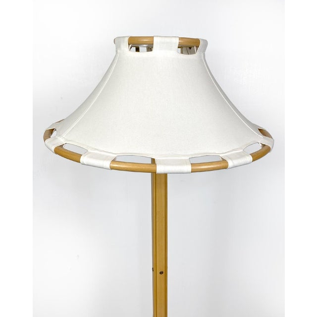 White linen lampshade in good condition This piece has an attribution mark, I am sure that it is completely authentic and...