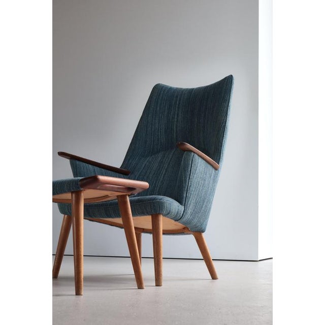 A.P. Stolen Set of Vintage Mama Bear Lounge Chair and Ottoman in Oak and Teak by Hans J. Wegner for A.P. Stolen, 1950s For Sale - Image 4 of 18