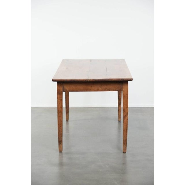 Early 19th Century French Dining Table in Fruit Wood For Sale - Image 6 of 18