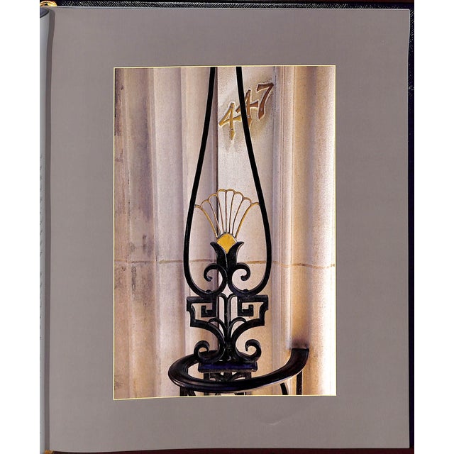 Paper "The River Club: A Country Club in the City 1931-2006" 2006 St. Jorre, John De For Sale - Image 7 of 8
