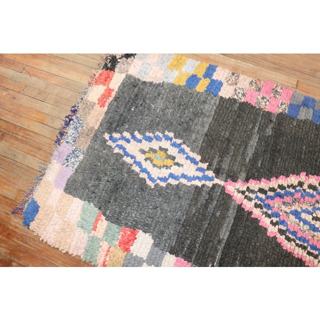 Tribal Bohemian Mid 20th Century Moroccan Rug - 3'10" x 8' For Sale In New York - Image 6 of 10