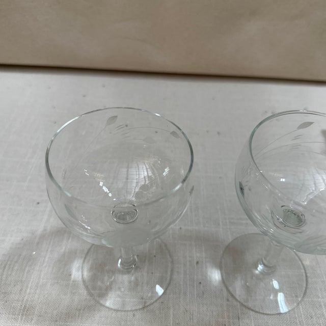 Pair of 1970s Champagne Glasses With Geometric Rose Designs For Sale In Atlanta - Image 6 of 6