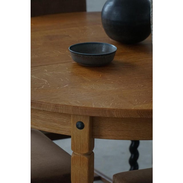 Mid-Century Danish Round Extendable Dining Table in Oak, 1960s For Sale - Image 11 of 18