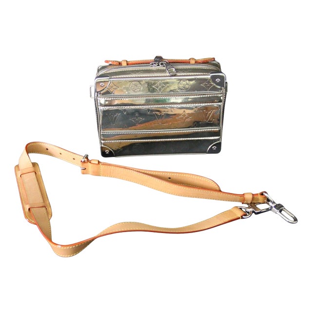 Small Louis Vuitton Silver Mirror Bag by Virgil Abloh, Limited Edition from 2021 For Sale
