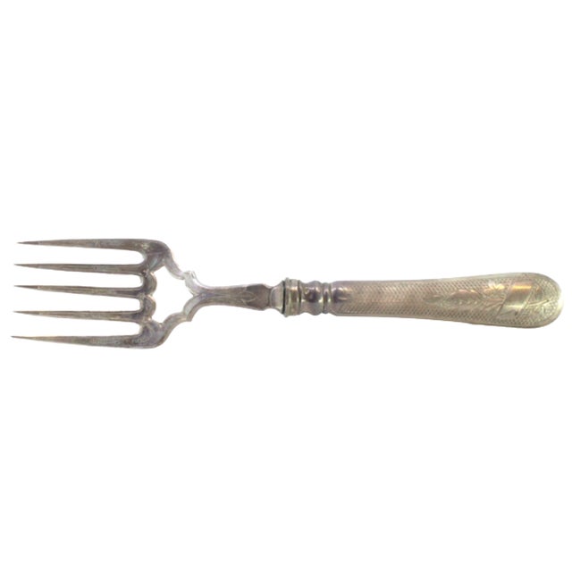 Metal Silver Fish Serving Fork with Reliefs and Floral Motifs For Sale - Image 7 of 7