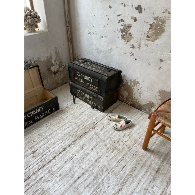 Vintage Hand-Painted Trunks, 1950s, Set of 3 For Sale - Image 6 of 18