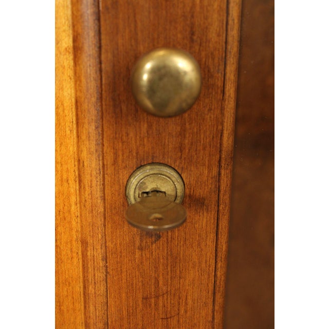 Ethan Allen 1776 Collection Maple Gun Cabinet For Sale - Image 9 of 18