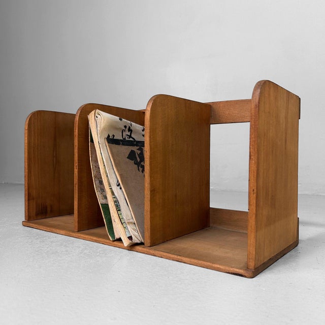 A refined set of two wooden Japanese bookstands, each featuring three compartments. Dimensions per stand: height 22 cm,...