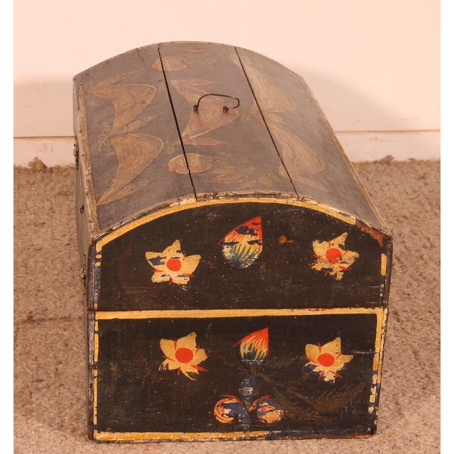 19th Century Norman Wedding Chest in Painted Wood, 1800s For Sale - Image 5 of 11