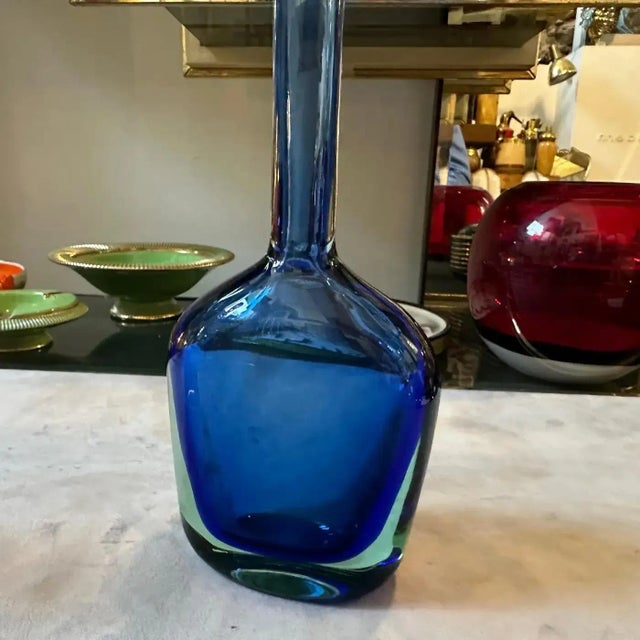 1970s Flavio Poli for Seguso Modern Blue Sommerso Murano Glass Mono Flower Vase For Sale - Image 11 of 12