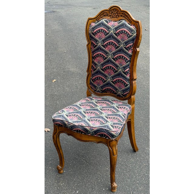 Lovely set of 6 country French dining chairs circa 1960s. Features upholstered back and seat , cabriole legs , floral...