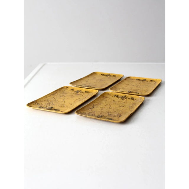 Paper Vintage Fitz & Floyd Japan Paper Mache Plates Set For Sale - Image 7 of 11