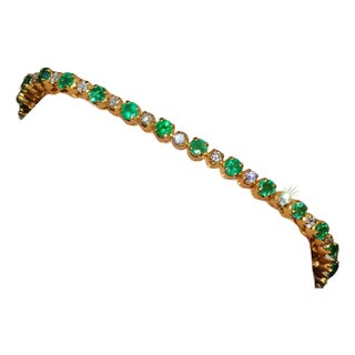 Late 20th Century Certified Natural 4.90Cts vs F Diamond Emerald 18k Solid Gold Tennis Bracelet For Sale
