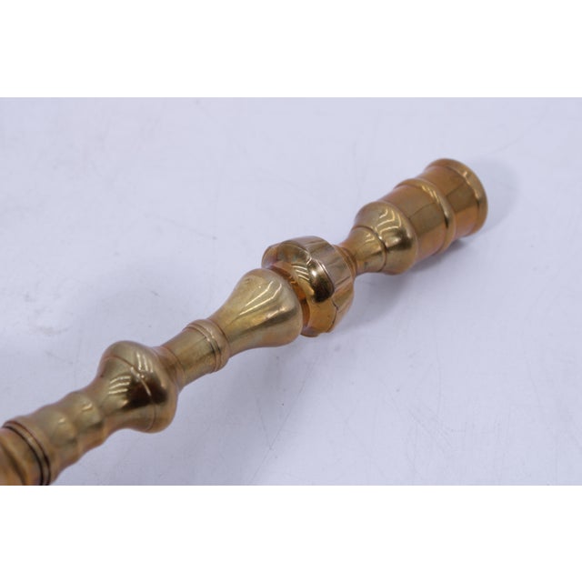1980s 1980s Pair of Mottahedeh Winterthur Collection Brass Candlesticks For Sale - Image 5 of 12