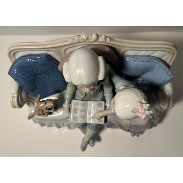 Traditional Vintage Lladro Story Time #5229 Retired Porcelain Figurine Mint Condition For Sale - Image 3 of 9