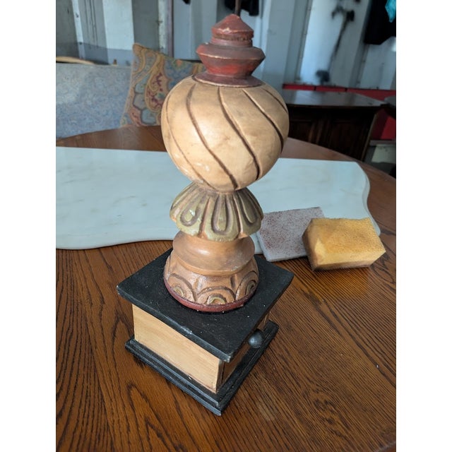 Early 20th Century Vintage Hand-Carved Wooden Finial With Hidden Drawer – Ornate Sculptural Tabletop Decor For Sale - Image 5 of 9