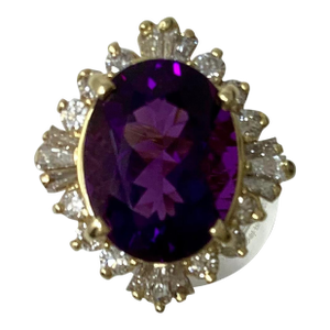 Late 20th Century Stunning 8+ct Amethyst Set in 14k Yellow Gold Surrounded by Diamonds