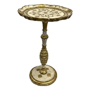 Vintage Italian Florentine Giltwood Pedestal Side Table For Sale