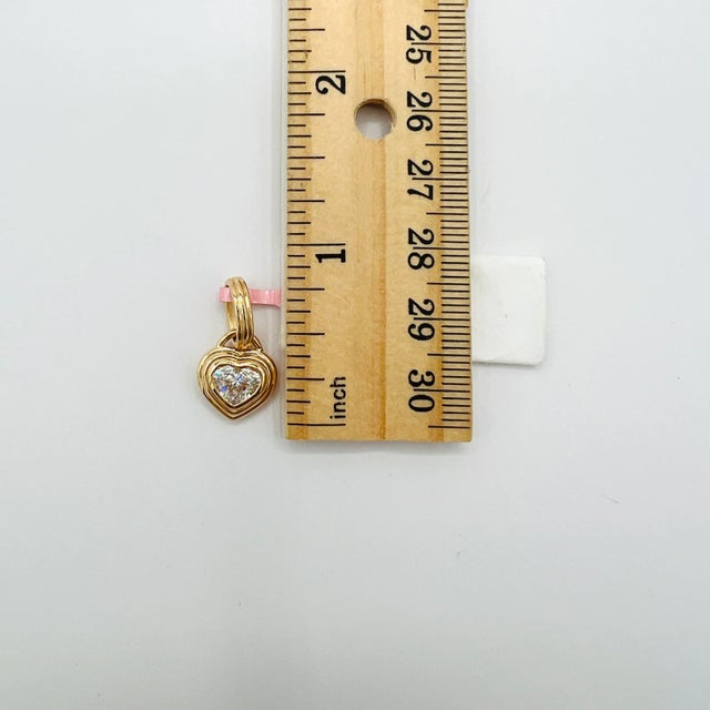 2020s Gia 1 Carat Each Heart Diamond Bezel Pendant Necklace in 18k Yellow Gold For Sale - Image 5 of 6