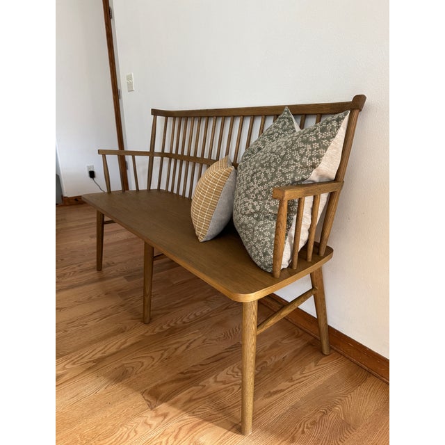 Mid-Century Modern Four Hands Aspen Solid Oak Windsor Bench in Sandy Oak For Sale - Image 3 of 6