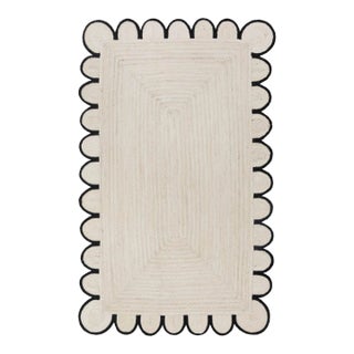 Black Scallop Edge With Solid White Jute Rug 3x5 Ft. For Sale