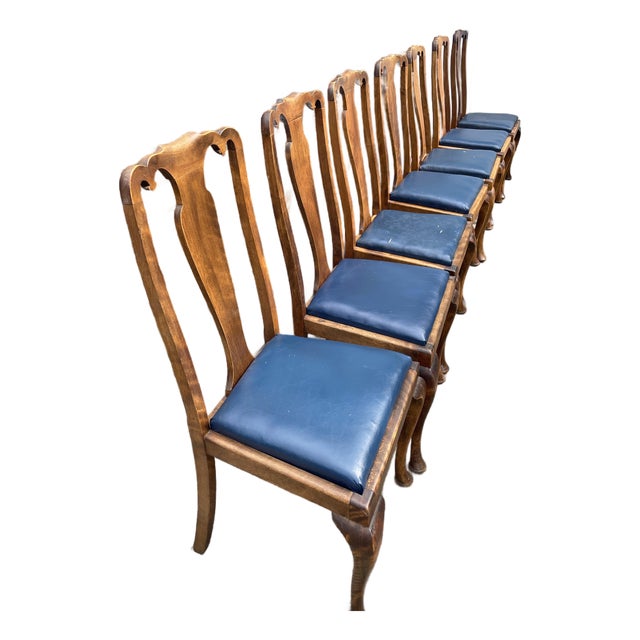 Set of 6 Vintage Custom Bench-Made Queen Anne Walnut Dining Chairs With Burl Details For Sale