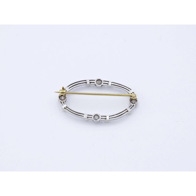 1920 Art Deco Platinum European Diamond 0.60 Carat Natural Pearl 1.4 Inch Wide Brooch For Sale - Image 4 of 5