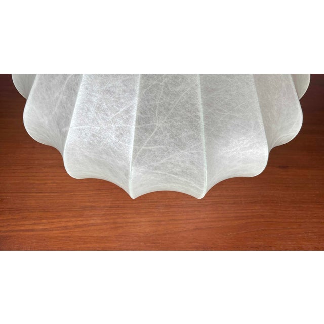 1960s Mid-Century Modern Cocoon Pendant Lamp by Friedel Wauer for Goldkant Leuchten, Germany, 1960s For Sale - Image 5 of 18