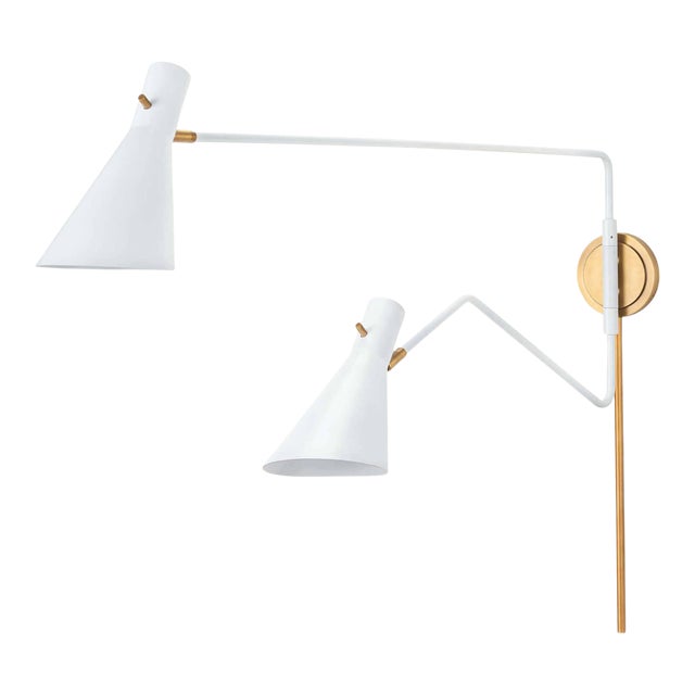 Regina Andrew Spyder Steel Sconce, White & Natural Brass For Sale