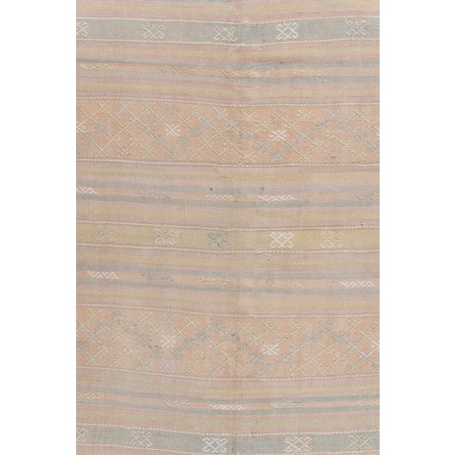 Vintage Circa 1940 Tan Turkish Kilim Flatweave Rug 5'1 X 10'11 For Sale In New York - Image 6 of 12