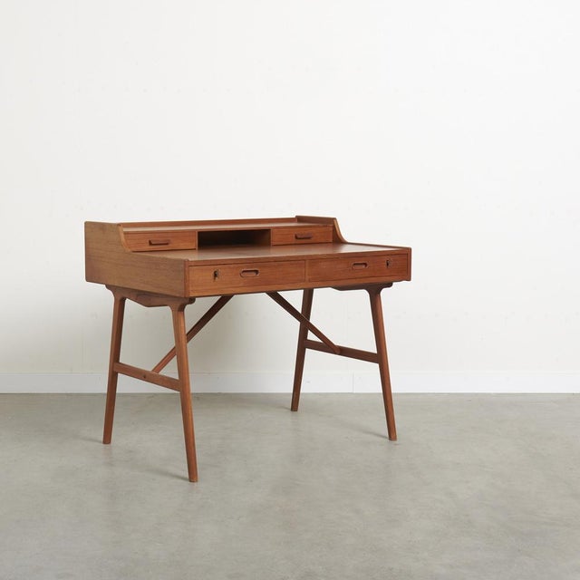 Model 64 Writing Desk in Teak by Arne Wahl Iversen for Vinde Møbelfabrik, Denmark, 1960s For Sale - Image 14 of 14